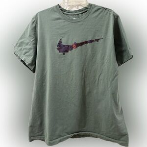 Nike Men's Olive Graphic Tee